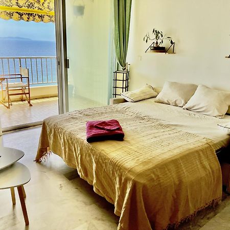 Appartement Avec Magnifique Vue Mer Ajaccio  Ngoại thất bức ảnh
